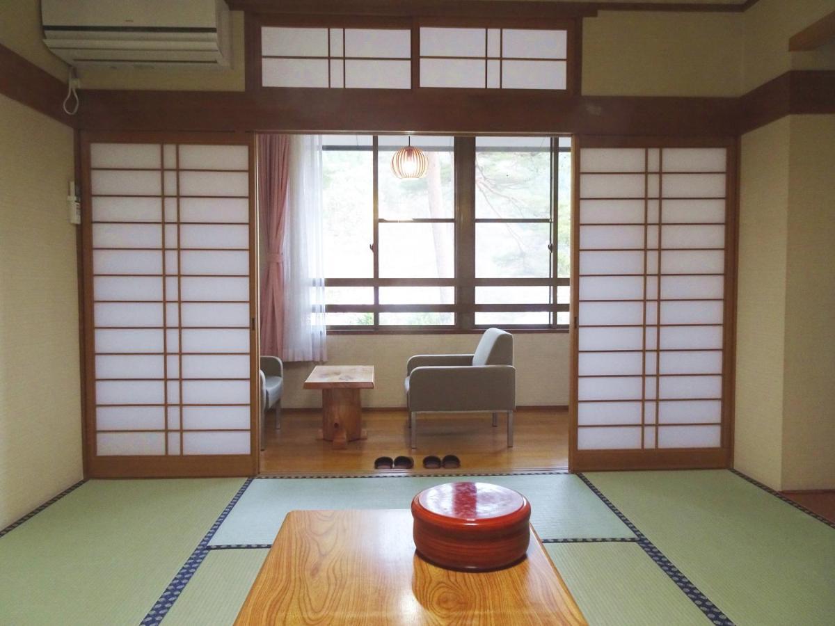阿寺温泉 フォレスパ木曽あてら荘 Hotel Okuwa Luaran gambar