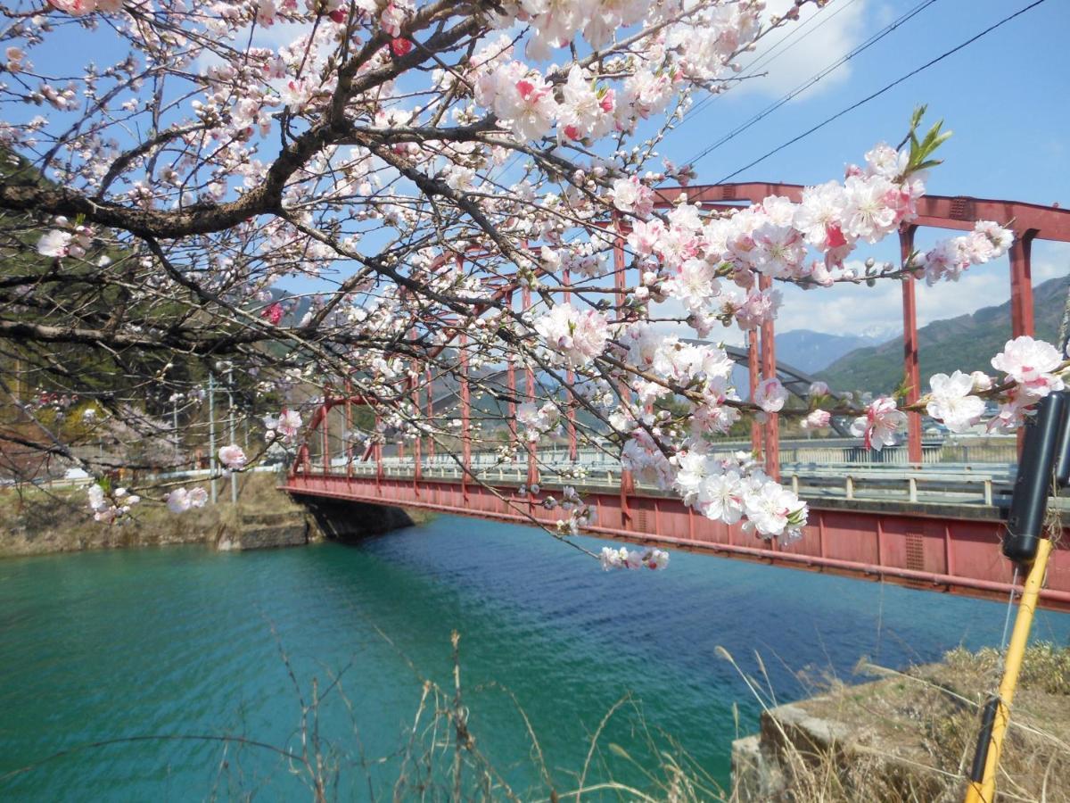 阿寺温泉 フォレスパ木曽あてら荘 Hotel Okuwa Luaran gambar