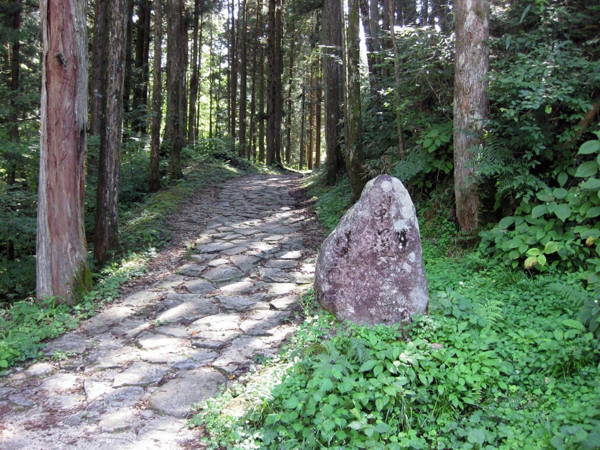 阿寺温泉 フォレスパ木曽あてら荘 Hotel Okuwa Luaran gambar